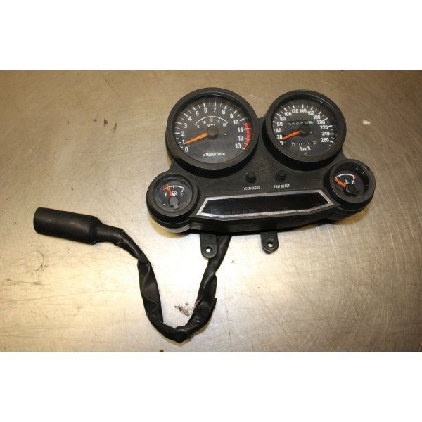 Kawasaki GPZ 900 R (ZX900A) speedometer instruments E4/3