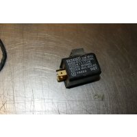 Kawasaki GPZ 500 S EX500  Turn signal relay  E1/3