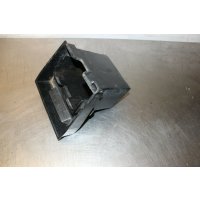 Kawasaki GPZ 900 R (ZX900A) battery compartment A1/6-K2