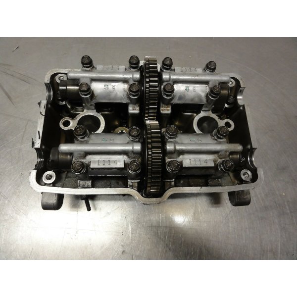 Honda VFR 750 F RC 36 cylinder head + rear camshaft box1