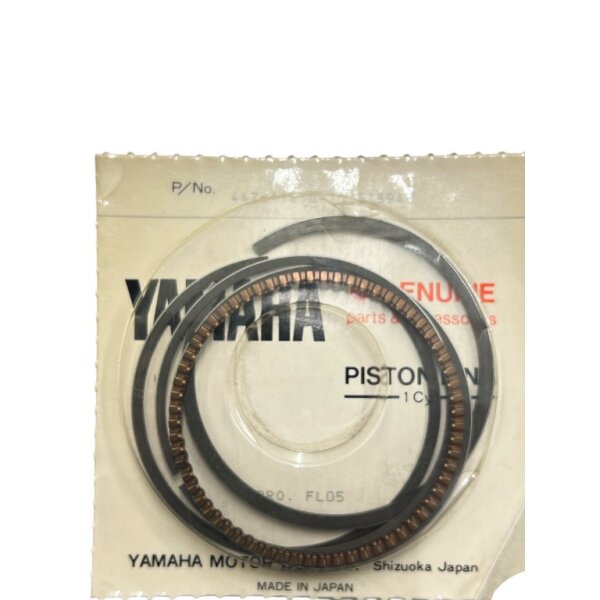 Kolbenringe set  (STD) 1ST O/S OE Yamaha SR 250 , TT250 , XT250