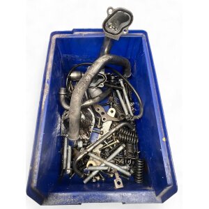 Diverse Teile + Schrauben (vom Motor) Honda VFR 750 F RC 36