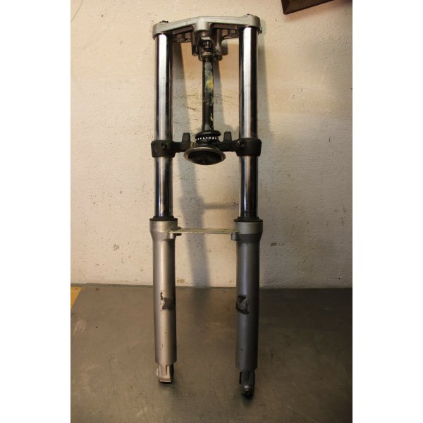 Suzuki GSX 600 F (GN72B) fork B2/3