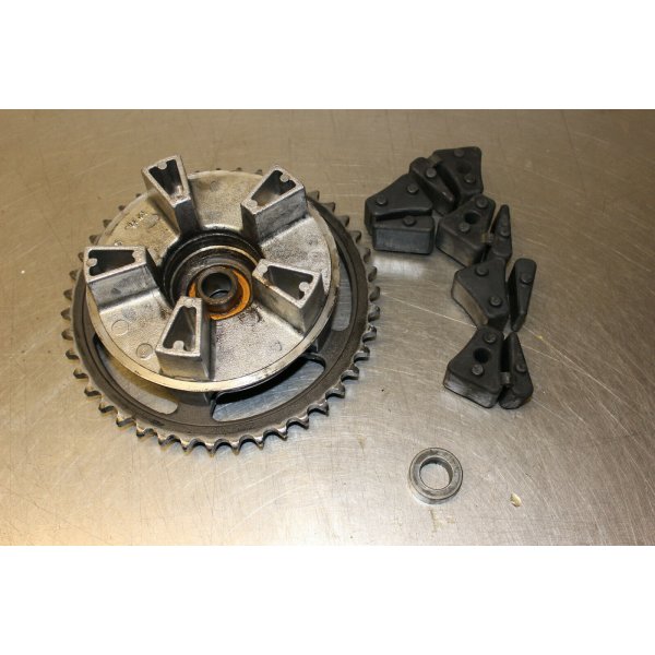 Honda CBR 600 PC25   Sprocket carrier + shock absorber    D5/1