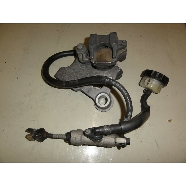 Honda CBR 600 F PC 35 brake pump + rear brake caliper